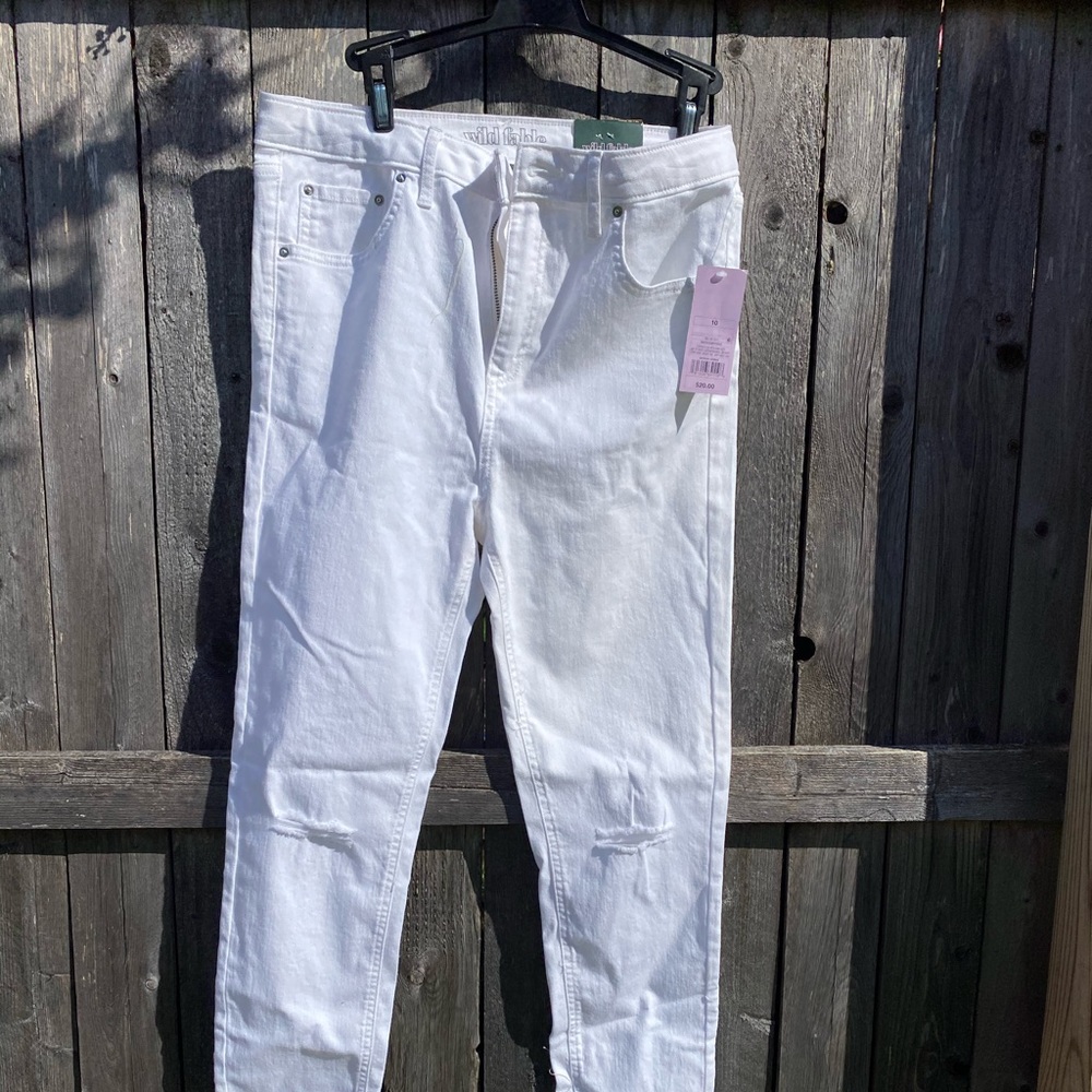 Brand new high waisted white jeans